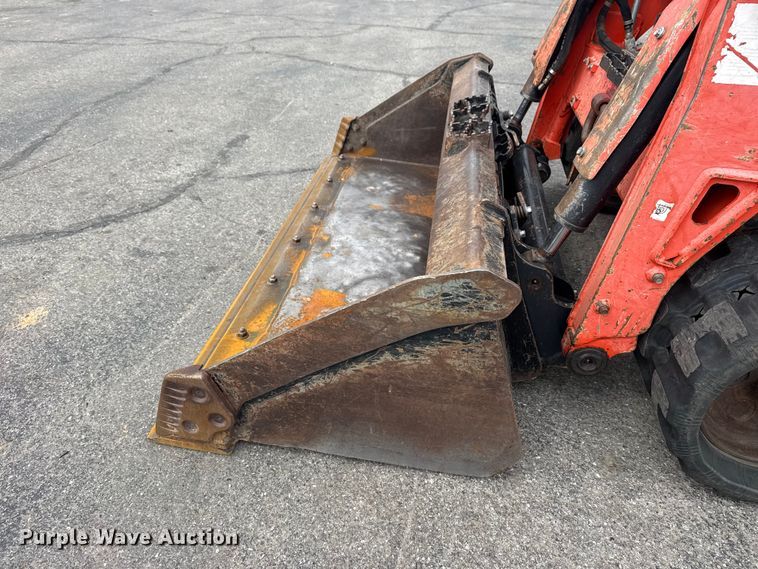 image for item DO8492 2019 Kubota SVL65-2 tracked skid steer loader