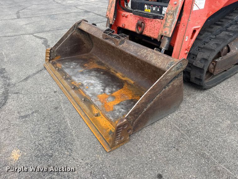 image for item DO8492 2019 Kubota SVL65-2 tracked skid steer loader