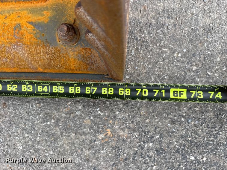 image for item DO8492 2019 Kubota SVL65-2 tracked skid steer loader