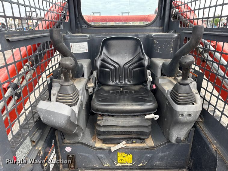 image for item DO8492 2019 Kubota SVL65-2 tracked skid steer loader