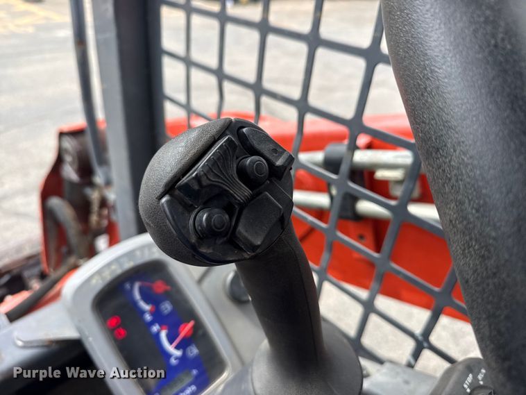 image for item DO8492 2019 Kubota SVL65-2 tracked skid steer loader