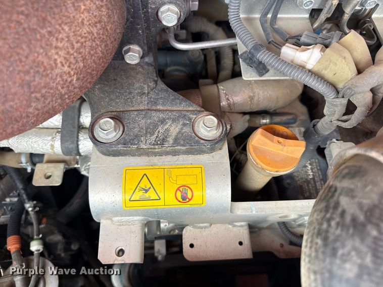 image for item DO8492 2019 Kubota SVL65-2 tracked skid steer loader