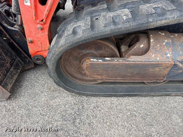 image for item DO8492 2019 Kubota SVL65-2 tracked skid steer loader