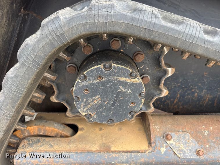 image for item DO8492 2019 Kubota SVL65-2 tracked skid steer loader