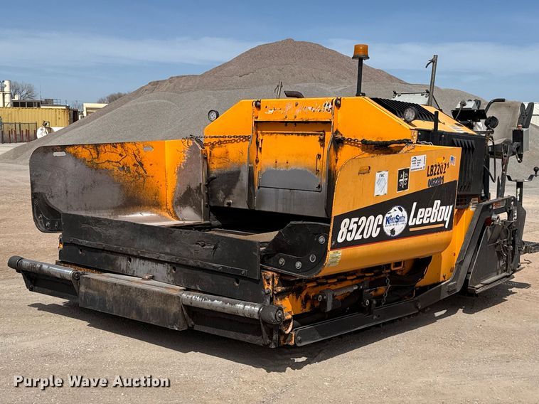 image for item DR0984 LeeBoy 8520C paver