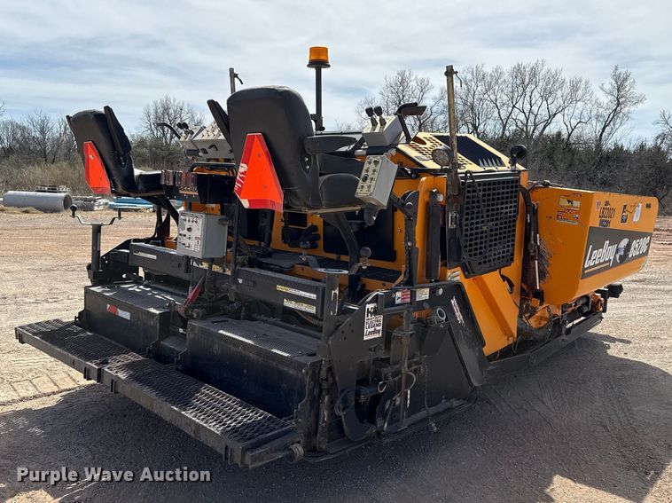 image for item DR0984 LeeBoy 8520C paver