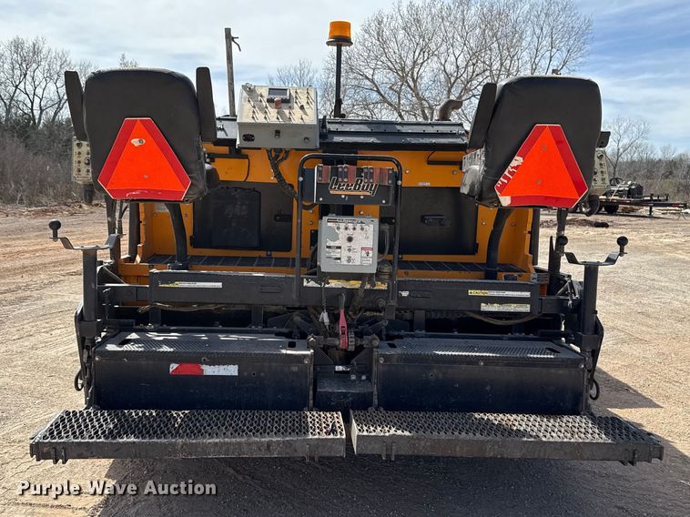 image for item DR0984 LeeBoy 8520C paver