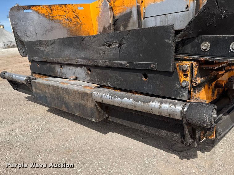 image for item DR0984 LeeBoy 8520C paver