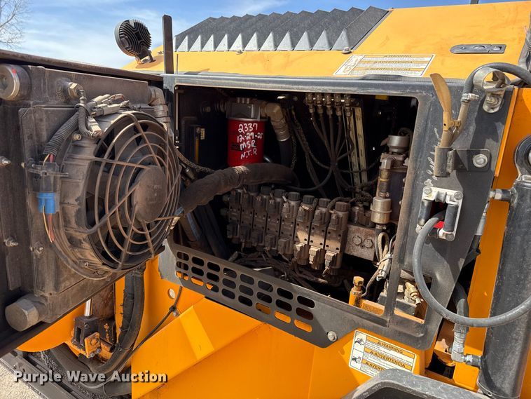 image for item DR0984 LeeBoy 8520C paver