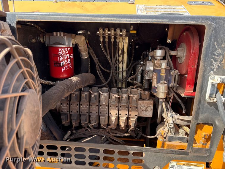 image for item DR0984 LeeBoy 8520C paver