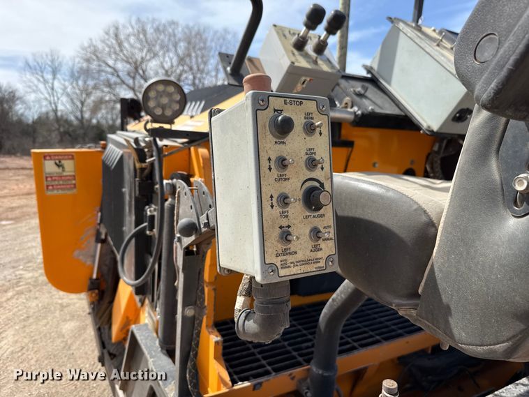 image for item DR0984 LeeBoy 8520C paver