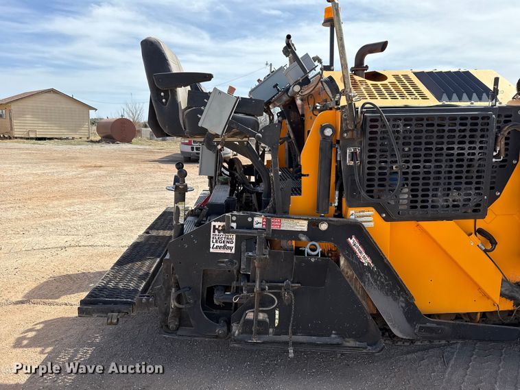 image for item DR0984 LeeBoy 8520C paver