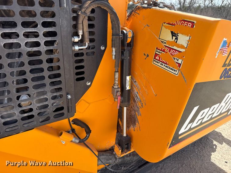 image for item DR0984 LeeBoy 8520C paver