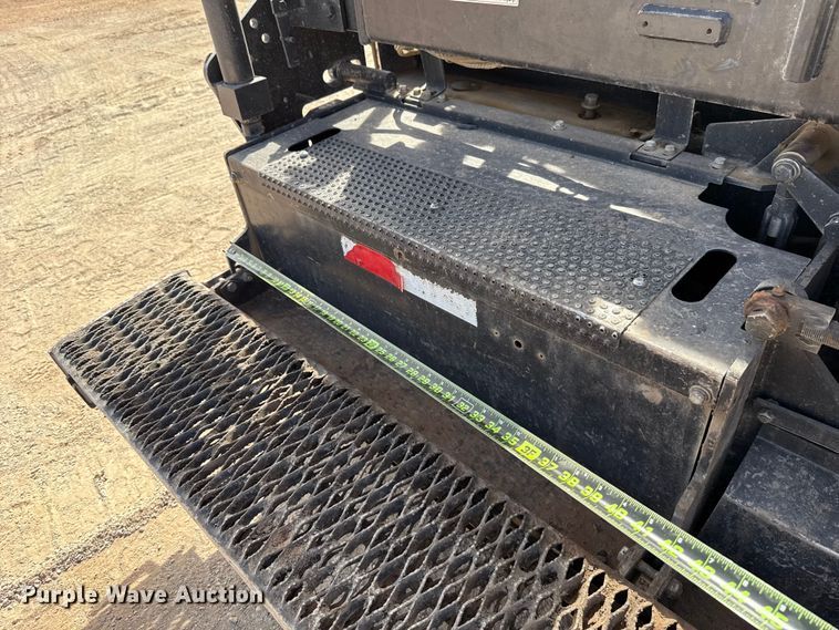 image for item DR0984 LeeBoy 8520C paver