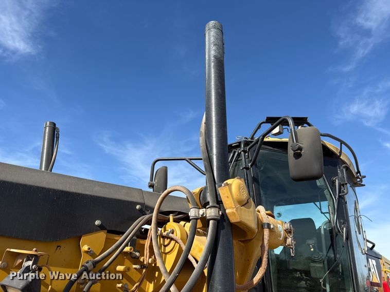 image for item DR0985 2012 Caterpillar 140M2 motor grader