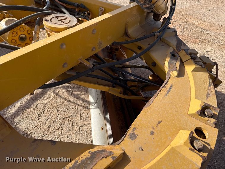 image for item DR0985 2012 Caterpillar 140M2 motor grader