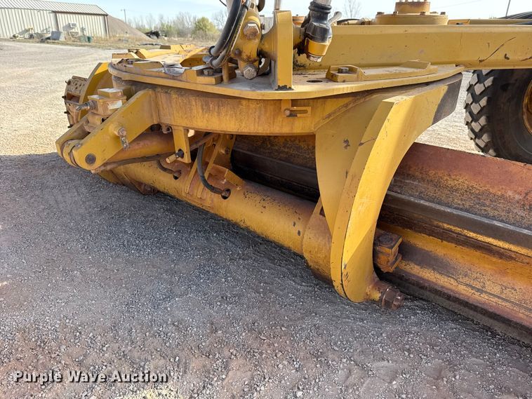 image for item DR0985 2012 Caterpillar 140M2 motor grader