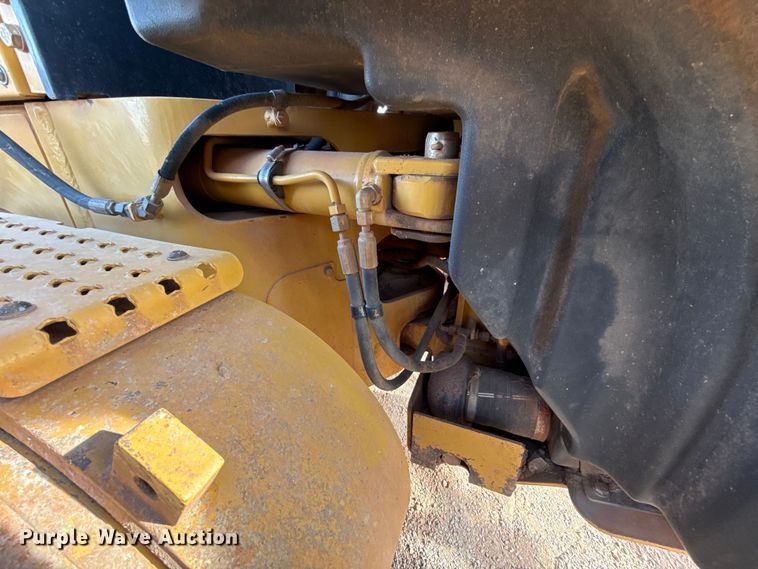 image for item DR0985 2012 Caterpillar 140M2 motor grader