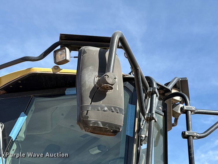 image for item DR0985 2012 Caterpillar 140M2 motor grader