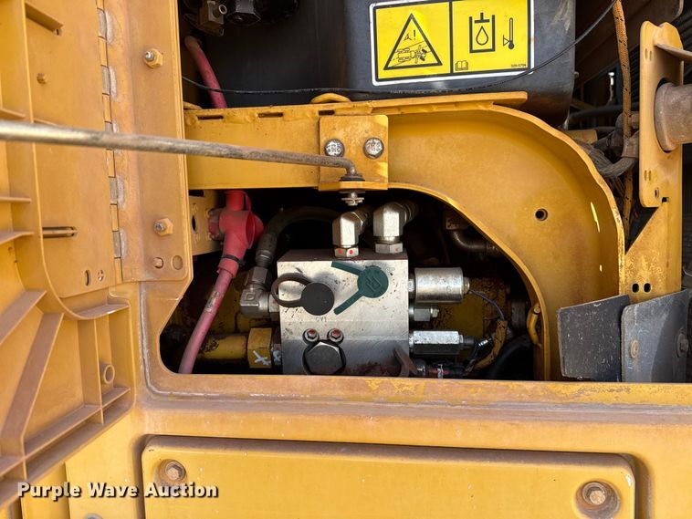 image for item DR0985 2012 Caterpillar 140M2 motor grader