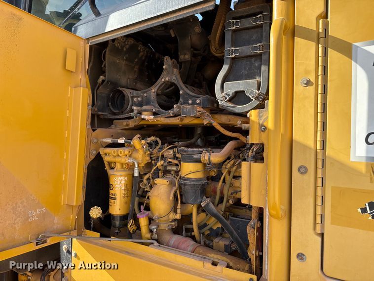 image for item DR0985 2012 Caterpillar 140M2 motor grader