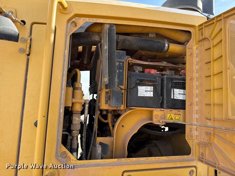 image for item DR0985 2012 Caterpillar 140M2 motor grader