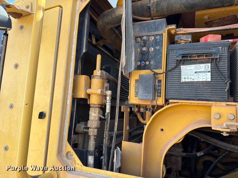 image for item DR0985 2012 Caterpillar 140M2 motor grader