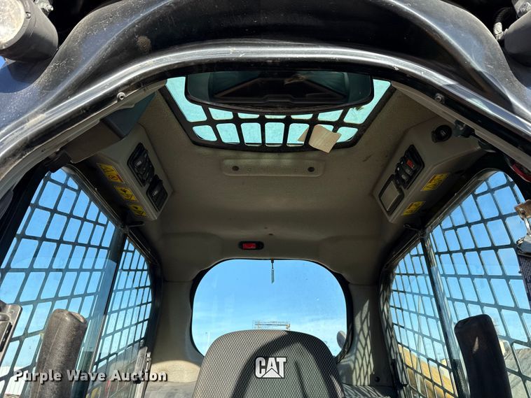 image for item DR0986 2019 Caterpillar 246D3 skid steer loader