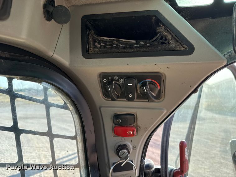 image for item DR0986 2019 Caterpillar 246D3 skid steer loader