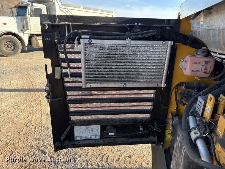 image for item DR0986 2019 Caterpillar 246D3 skid steer loader