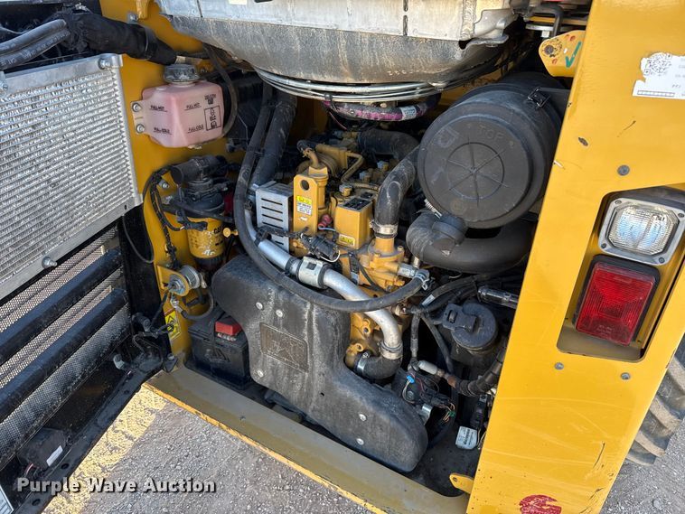 image for item DR0986 2019 Caterpillar 246D3 skid steer loader