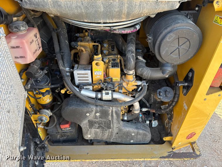 image for item DR0986 2019 Caterpillar 246D3 skid steer loader