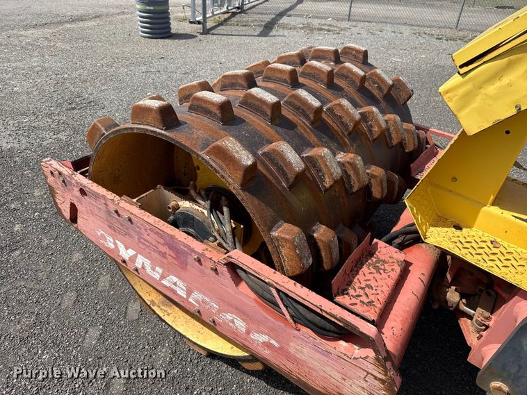 image for item DR0987 2006 Dynapac CA141PD single drum vibratory roller