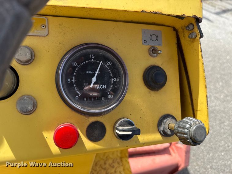 image for item DR0987 2006 Dynapac CA141PD single drum vibratory roller