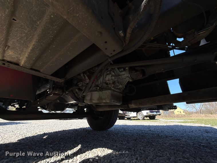 image for item DR0988 2007 International 4300 vacuum truck