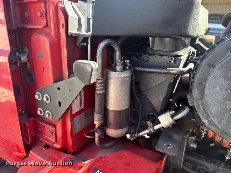 image for item DR0988 2007 International 4300 vacuum truck