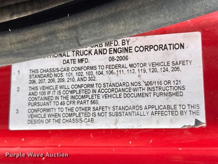 image for item DR0988 2007 International 4300 vacuum truck