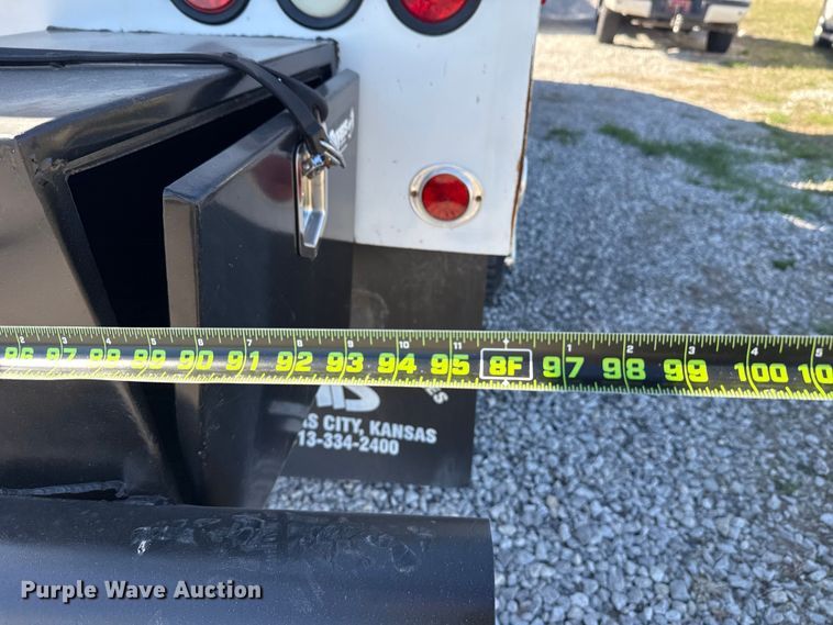 image for item DR0989 2007 Freightliner Business Class M2 vacuum truck