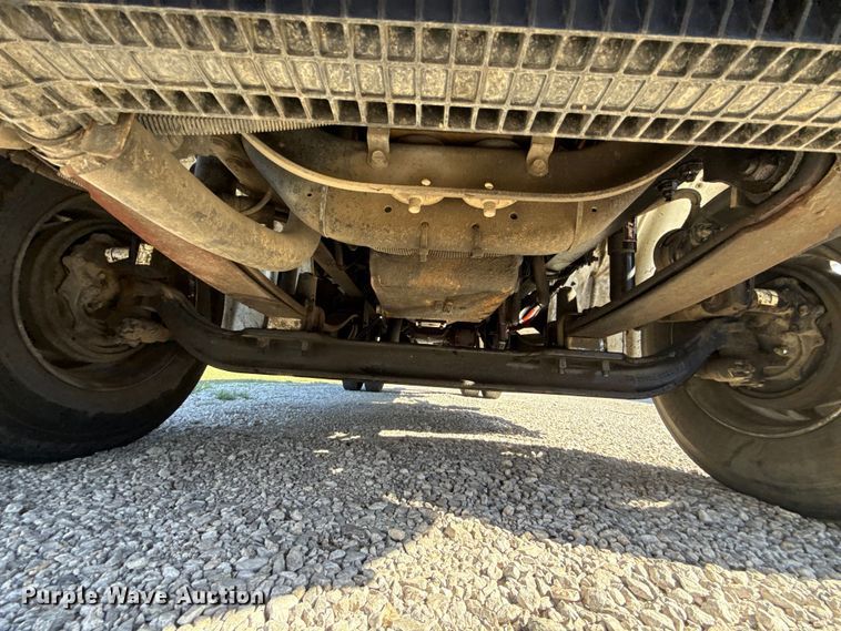 image for item DR0989 2007 Freightliner Business Class M2 vacuum truck