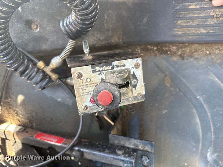 image for item DR0989 2007 Freightliner Business Class M2 vacuum truck