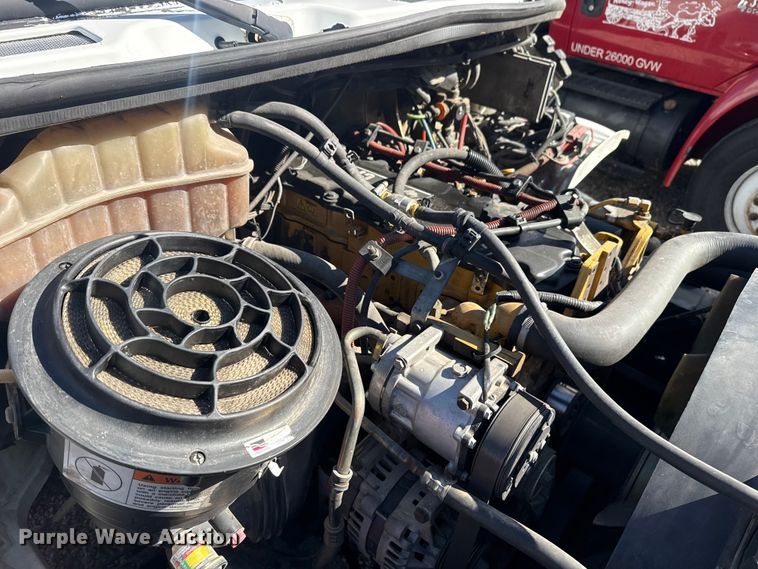 image for item DR0989 2007 Freightliner Business Class M2 vacuum truck