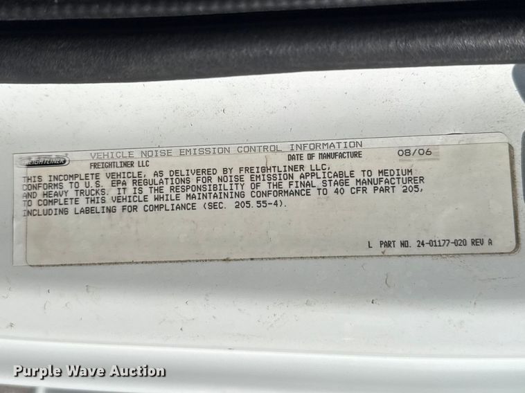 image for item DR0989 2007 Freightliner Business Class M2 vacuum truck