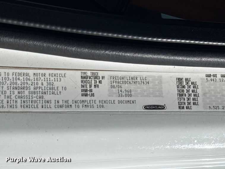 image for item DR0989 2007 Freightliner Business Class M2 vacuum truck