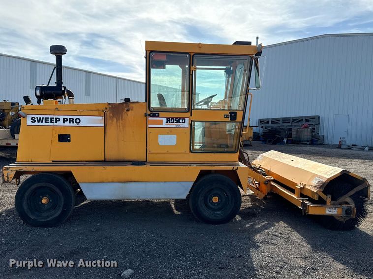 image for item DR1008 Rosco 4930 broom