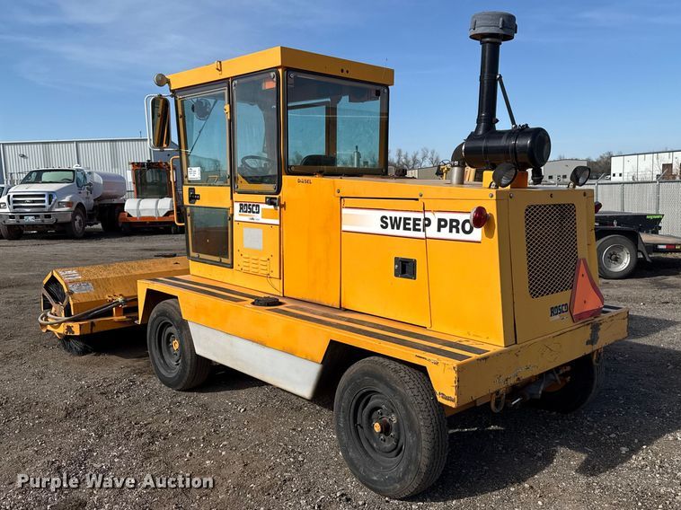 image for item DR1008 Rosco 4930 broom