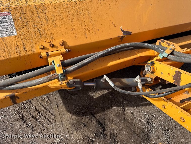 image for item DR1008 Rosco 4930 broom