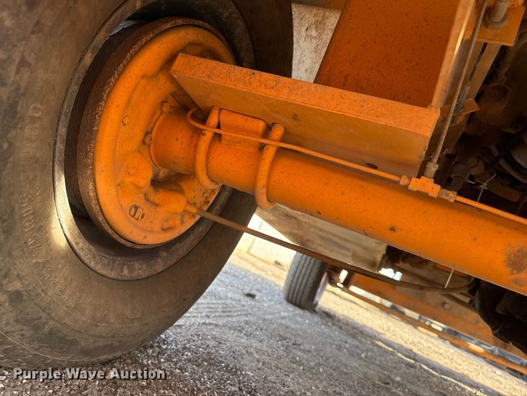 image for item DR1008 Rosco 4930 broom