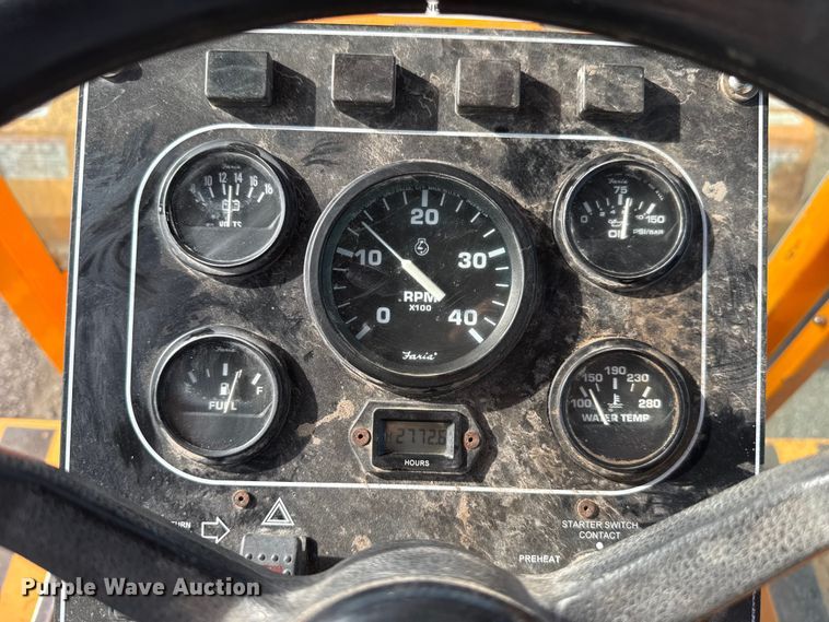 image for item DR1008 Rosco 4930 broom