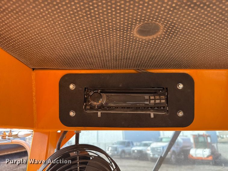 image for item DR1008 Rosco 4930 broom