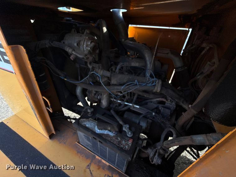 image for item DR1008 Rosco 4930 broom